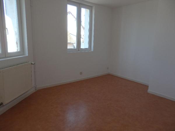 A LOUER MAISON DE VILLE DE TYPE F3 A SOTTEVILLE LES ROUEN (76300)