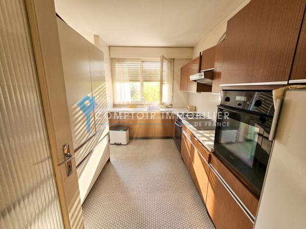 Immeuble
                                                                                                                                                
                                                                                                                                                
                                                                                                                                                
                                                    
                                                                                                                                                                                                                                                                                                                        342  m²                                                                                                                                                                                                         2 etage(s)