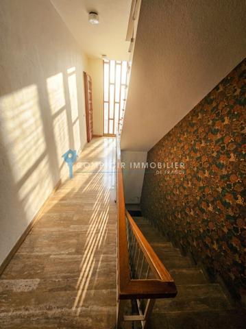 Immeuble
                                                                                                                                                
                                                                                                                                                
                                                                                                                                                
                                                    
                                                                                                                                                                                                                                                                                                                        342  m²                                                                                                                                                                                                         2 etage(s)