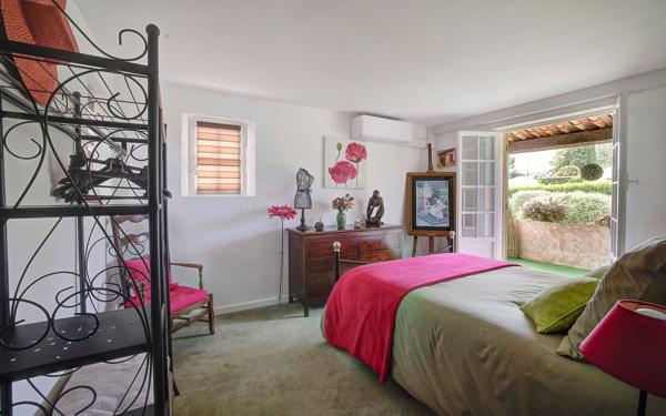 Maison à vendre    7 pièces •  La Gaude