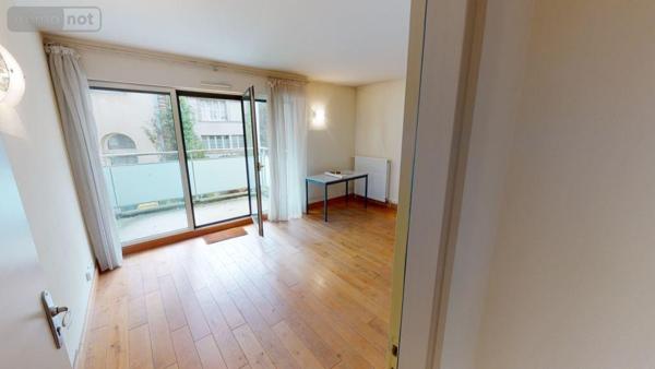 Bureaux à louer à Rennes en Ille-et-Vilaine (35000), ref : 006/1713   
RENNES-CENTRE MAIRIE