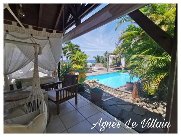 Maison Très Atypique Vue Mer avec Piscine + 2 Chambres d'Hôtes