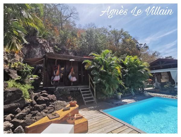 Maison Très Atypique Vue Mer avec Piscine + 2 Chambres d'Hôtes