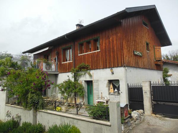 Vente / Ensemble de 2 maisons