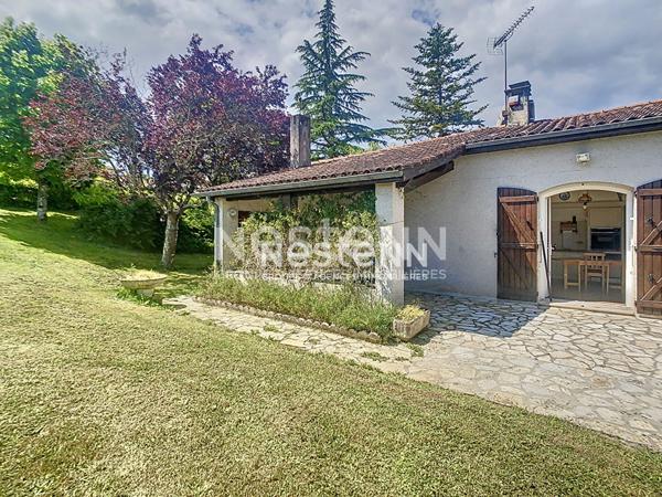 A vendre maison plain pied, garage double et terrain de 5135m² à Nérac