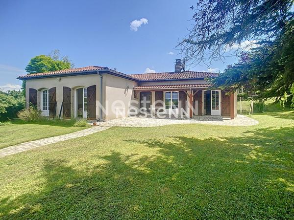 A vendre maison plain pied, garage double et terrain de 5135m² à Nérac