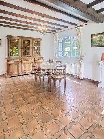 A vendre maison plain pied, garage double et terrain de 5135m² à Nérac