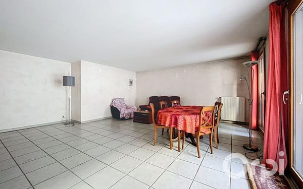 Appartement à vendre    5 pièces • 140,90 m2 Villeurbanne