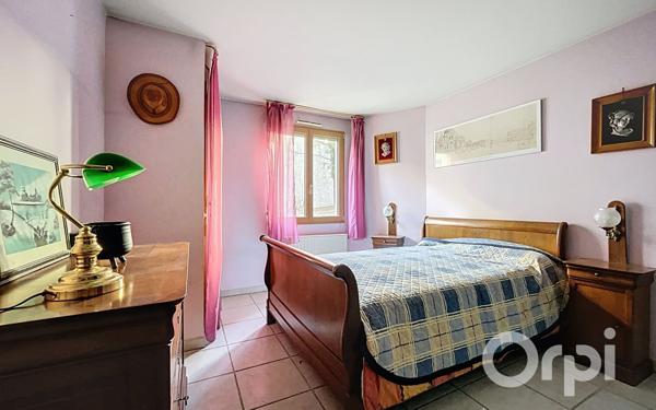 Appartement à vendre    5 pièces • 140,90 m2 Villeurbanne