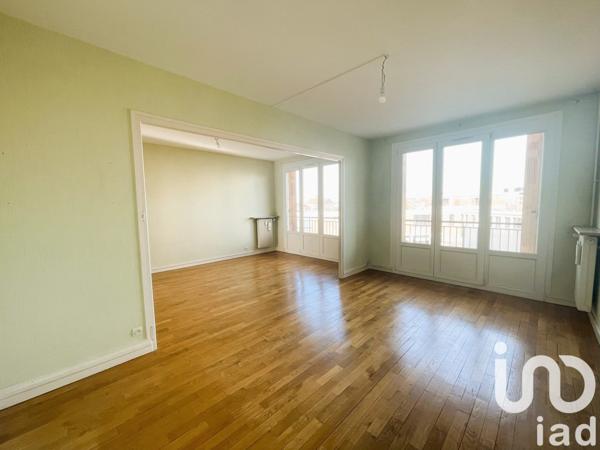 Appartement 4 pièces de 82 m² à Châlons-en-Champagne (51000)