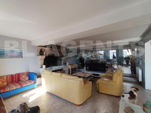 maison/villa 9 pièce(s) 220 m2