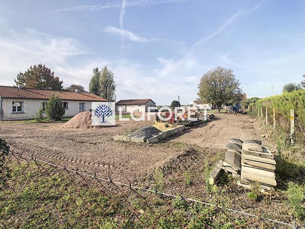 Achat terrain Thouars - 800 m² - 18 390 €