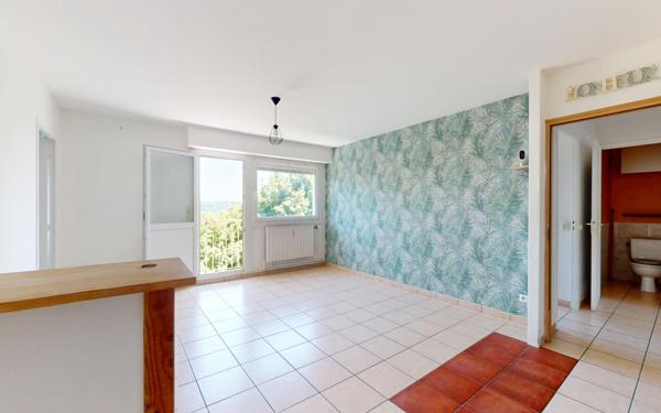 Appartement à vendre    4 pièces • 75,20 m2 Irigny