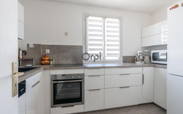 Appartement à vendre    4 pièces • 104,30 m2 Saint-Maurice