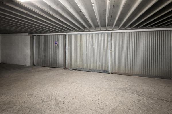 Garage fermé de 18m2
