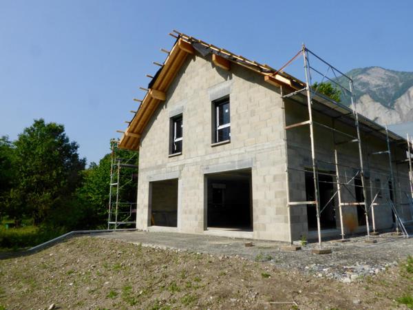 APPARTEMENT VENDU EN PLATEAU HORS D'EAU / HORS D'AIR - BOURG D'OISANS
