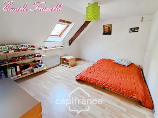 Maison à vendre 4 pièces CHAHAIGNES (72)