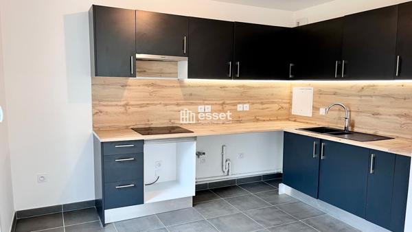Location Appartement 5 pièces 101.6 m² - Rueil-malmaison 92500