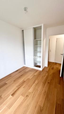 Location Appartement 5 pièces 101.6 m² - Rueil-malmaison 92500