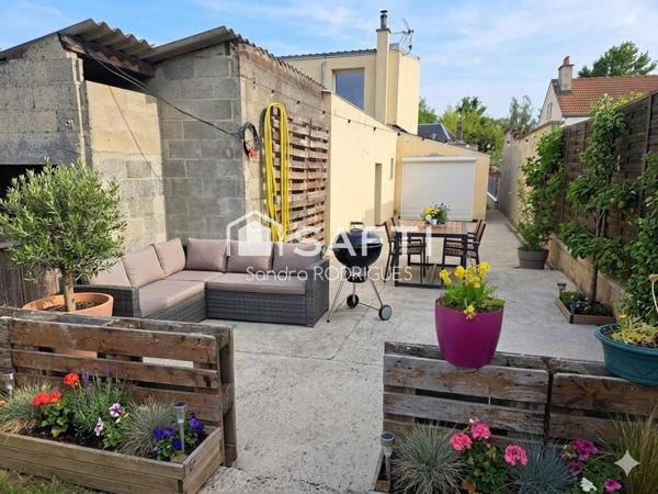 Maison individuelle avec jardin proche de l'axe Saint-Quentin /Laon et à 3 min de l'A26