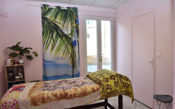 Immeuble à vendre    6 pièces •  Hagetmau