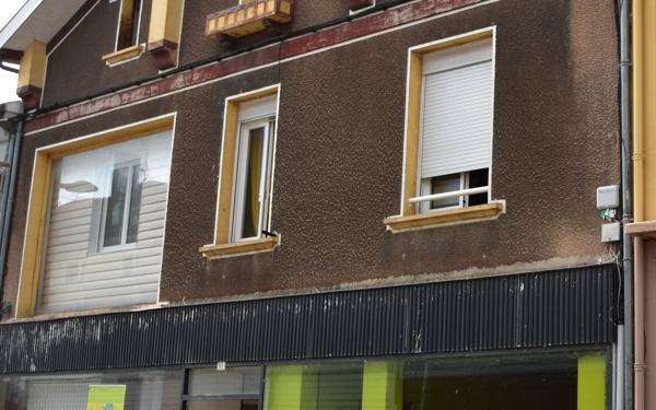 Immeuble à vendre    6 pièces •  Hagetmau