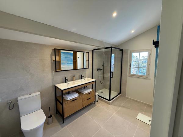 ASCAIN Superbe maison familiale rénovée avec vue montagne