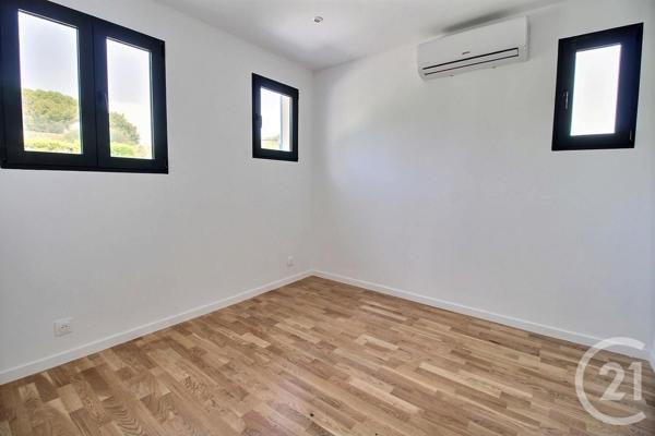 Maison à vendre  7 pièces - 168 m2 LE ROURET - 06