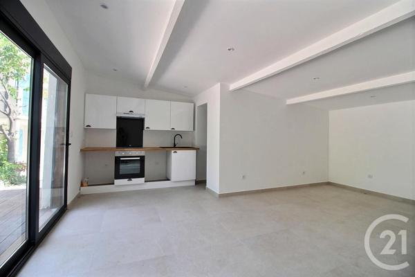 Maison à vendre  7 pièces - 168 m2 LE ROURET - 06