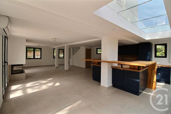 Maison à vendre  7 pièces - 168 m2 LE ROURET - 06