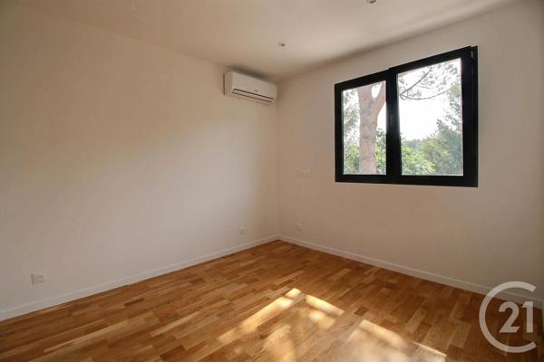 Maison à vendre  7 pièces - 168 m2 LE ROURET - 06