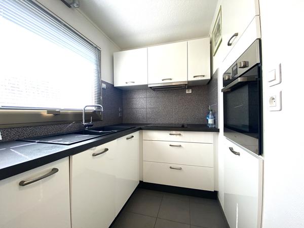 Appartement à vendre à Vannes 2 pièces Ascenseur, Parking Cave Balcon