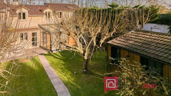 Maison au calme avec jardin et studio indépendant