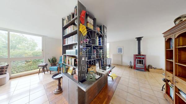 Maison 7 pièce(s) 4 chambre(s) 187 m²