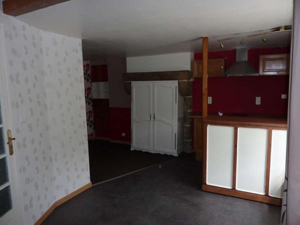 Appartement à louer Pontivy : 1 pièces, 23m² avec 0 chambre(s) à 445€ - AJP Immobilier Pontivy