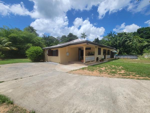 MATOURY – Maison T4 avec piscine sur 2000 m² de terrain