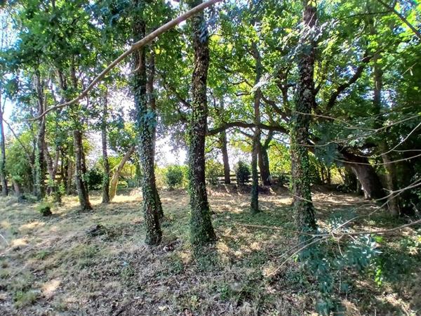 Terrain constructible - Accès plage Landrezac - 792 m2