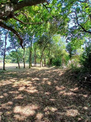 Terrain constructible - Accès plage Landrezac - 792 m2