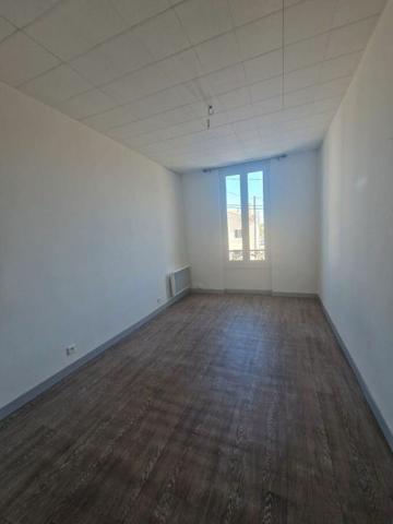 Appartement à louer    4 pièces • 103,26 m2 Pont-Saint-Esprit