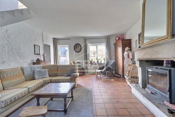 Maison de caractère à vendre à Charmont En Beauce 150 m2