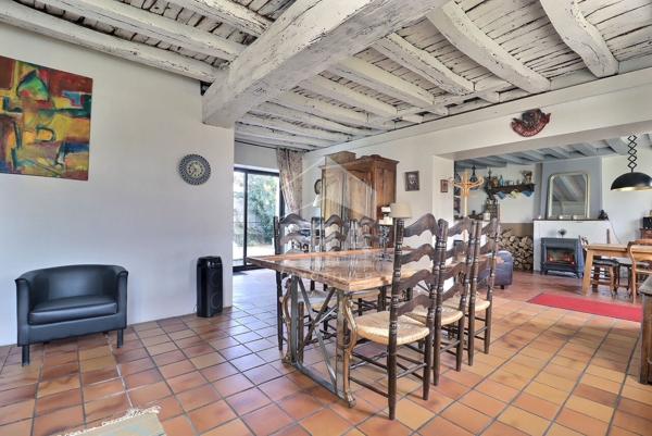 Maison de caractère à vendre à Charmont En Beauce 150 m2