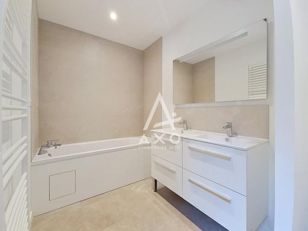 Grande maison rénovée à Auneuil –  grange et jardin clos