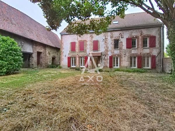Grande maison rénovée à Auneuil –  grange et jardin clos