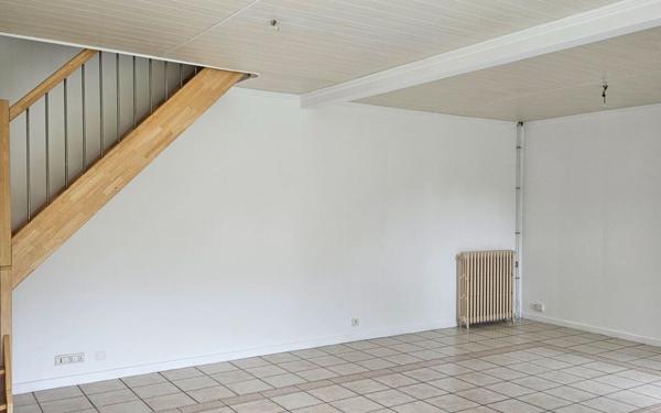 Maison à louer    4 pièces • 116 m2 Guise