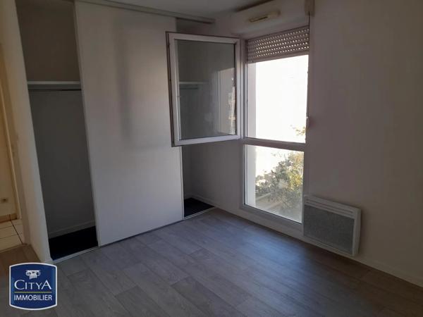 Appartement à louer 3 pièces 63.32m² Creil (60100)