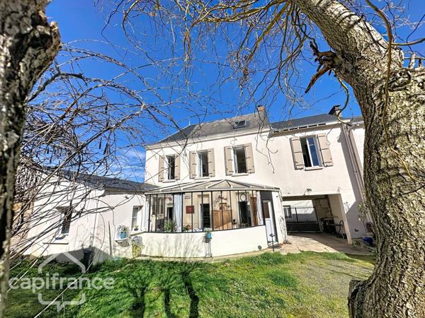 AGREABLE MAISON DE VILLE – CHARME DE L’ANCIEN – EMPLACEMENT RECHERCHÉ