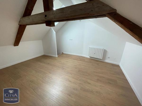 Maison à louer 2 pièces 37.16m² Châtel-Guyon (63140)