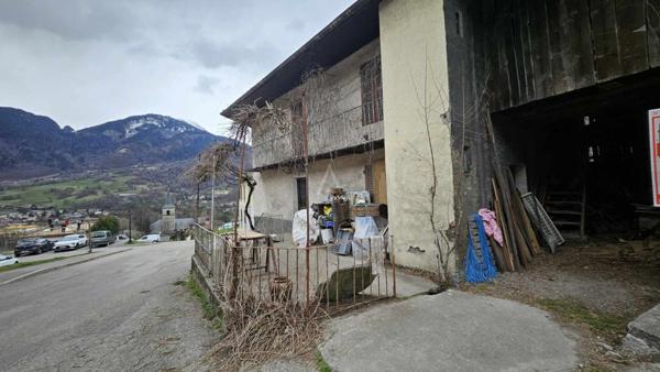 GRAND-COEUR (73260) : MAISON T7 SUR 426 M² DE TERRAIN