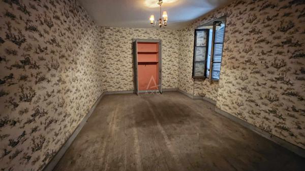 GRAND-COEUR (73260) : MAISON T7 SUR 426 M² DE TERRAIN