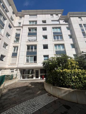 Appartement Sèvres Parc de Saint Cloud 2 pièces 52 m2 pont de sevres parfait état